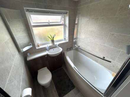 8 Redwood, Oldham, OL9 9TG, Image 14