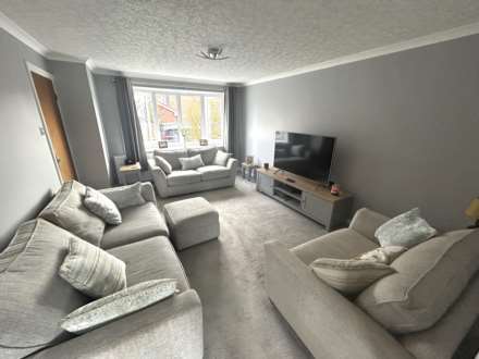 8 Redwood, Oldham, OL9 9TG, Image 4