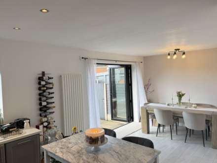 Chichester Crescent, Chadderton, Image 12