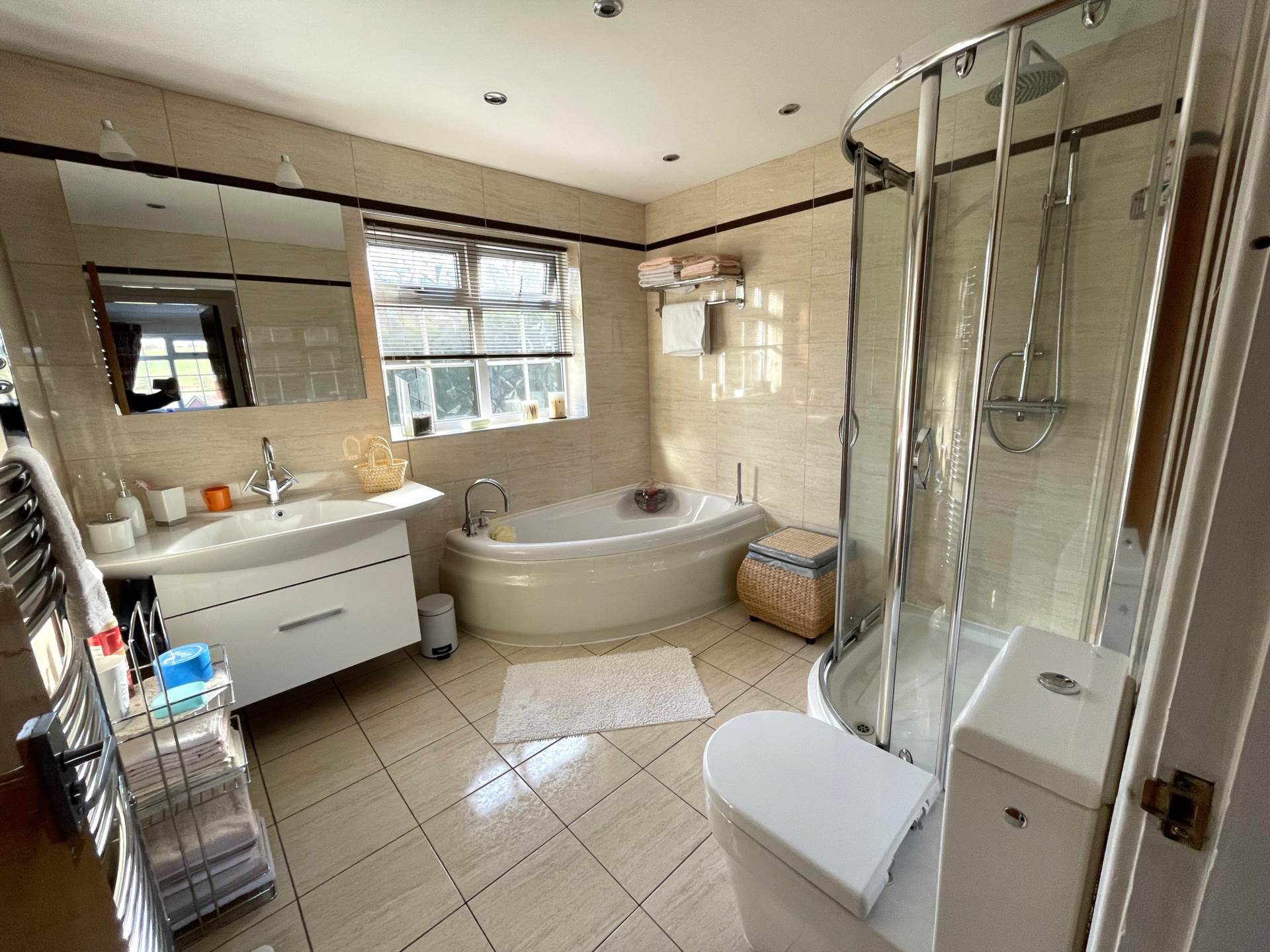 5 Irk Vale Drive, Oldham, OL1 2TW, Image 17