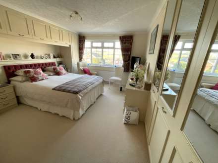 5 Irk Vale Drive, Oldham, OL1 2TW, Image 15
