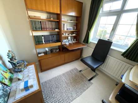 5 Irk Vale Drive, Oldham, OL1 2TW, Image 18