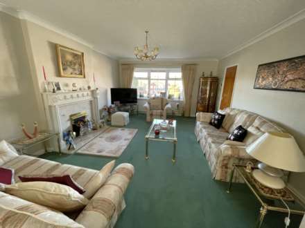 5 Irk Vale Drive, Oldham, OL1 2TW, Image 6