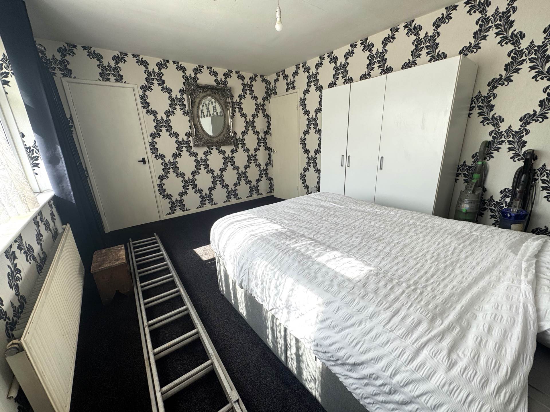 Hawthorne Grove, Oldham, Image 10
