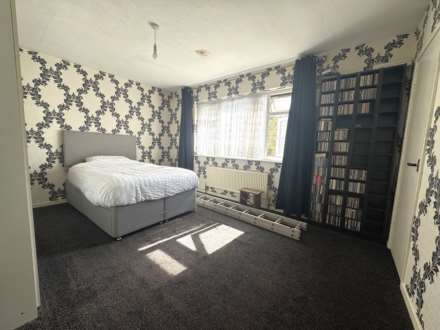 Hawthorne Grove, Oldham, Image 4