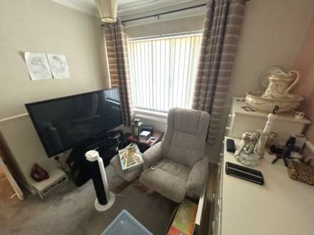 3 Palm Grove, Oldham,OL9 0DU, Image 15