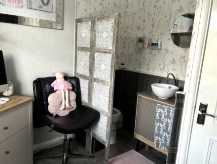 48 Butterworth Lane, Chadderton, Oldham, OL9 8DY, Image 16