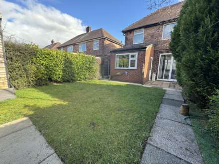 48 Butterworth Lane, Chadderton, Oldham, OL9 8DY, Image 2