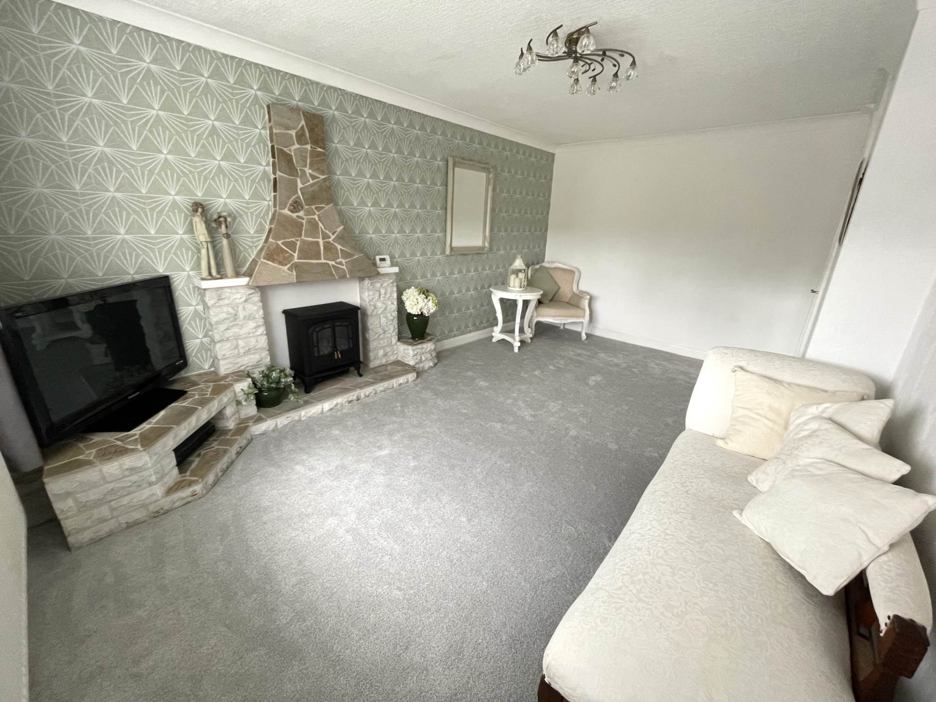 1 Tulip Close, Chadderton, OL9 9TF, Image 5