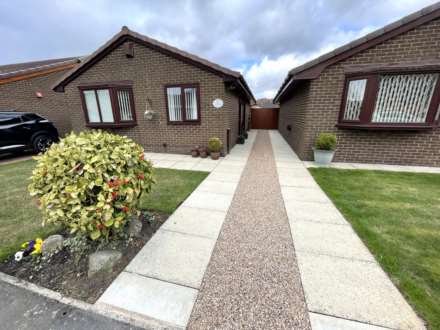2 Bedroom Detached Bungalow, 1 Tulip Close, Chadderton, OL9 9TF