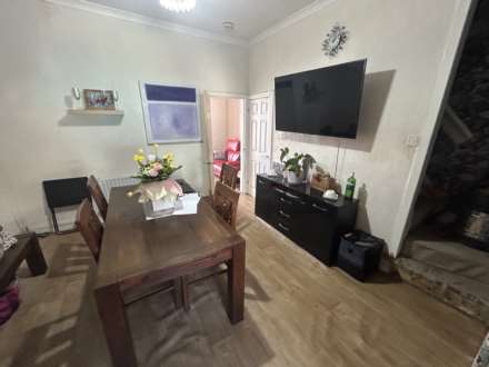 Denton Lane, Chadderton, Image 3