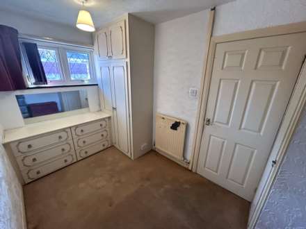 Redwood, Oldham, Image 9