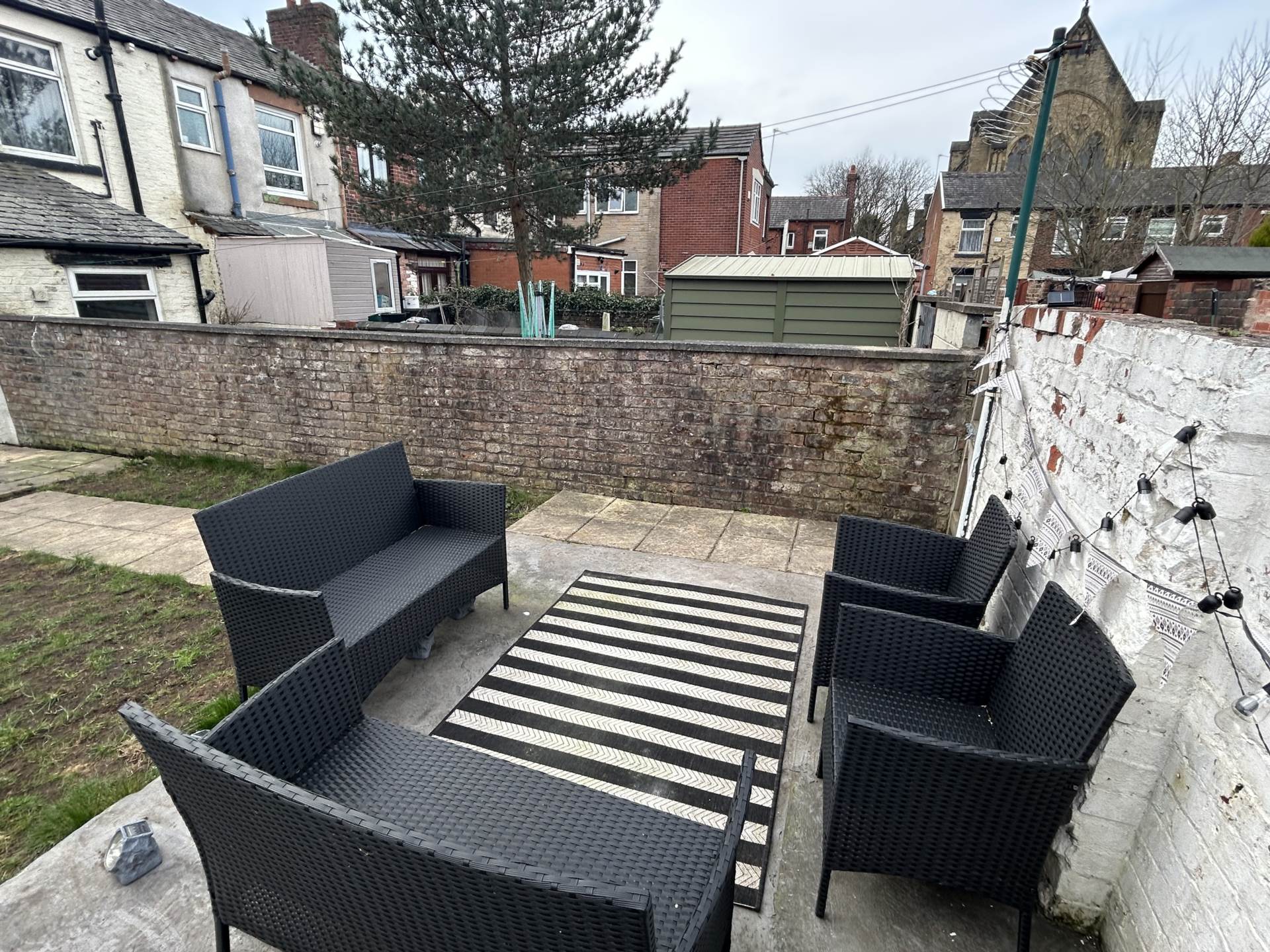 38 Queens Road, Chadderton, OL9 9HS, Image 23