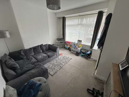 44 Whitehall Street, Oldham,OL1 3PS, Image 2