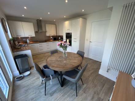 6 Horton Close, Chadderton,OL9 9FR, Image 3