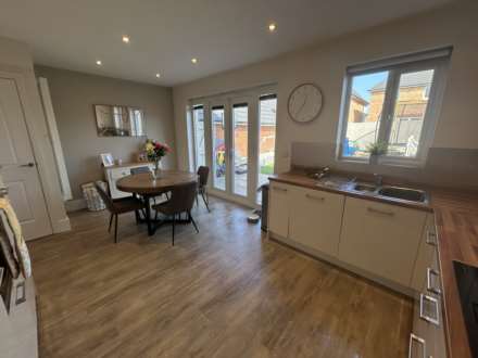 6 Horton Close, Chadderton,OL9 9FR, Image 9