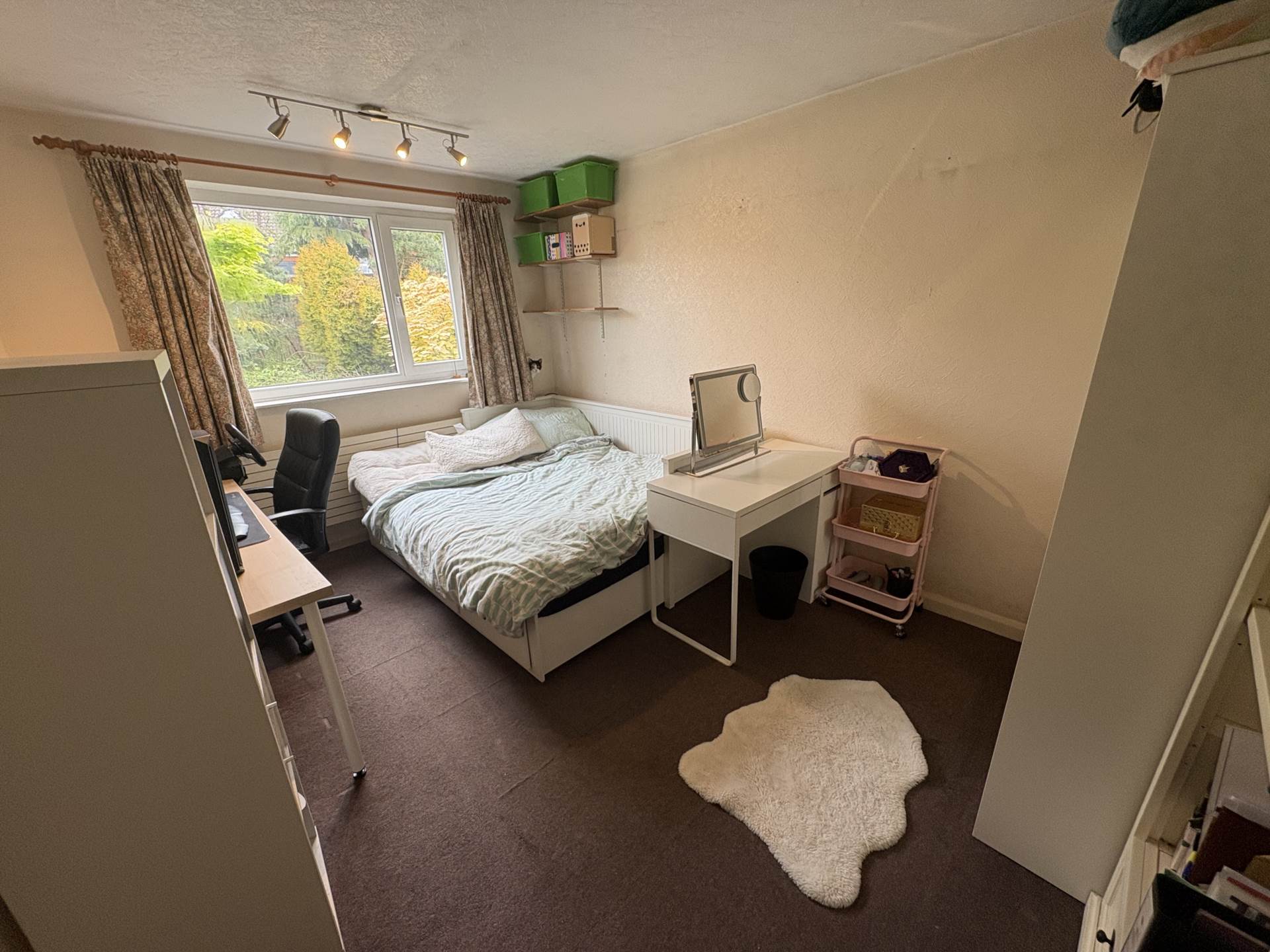 111 Green Lane, Oldham, Image 14