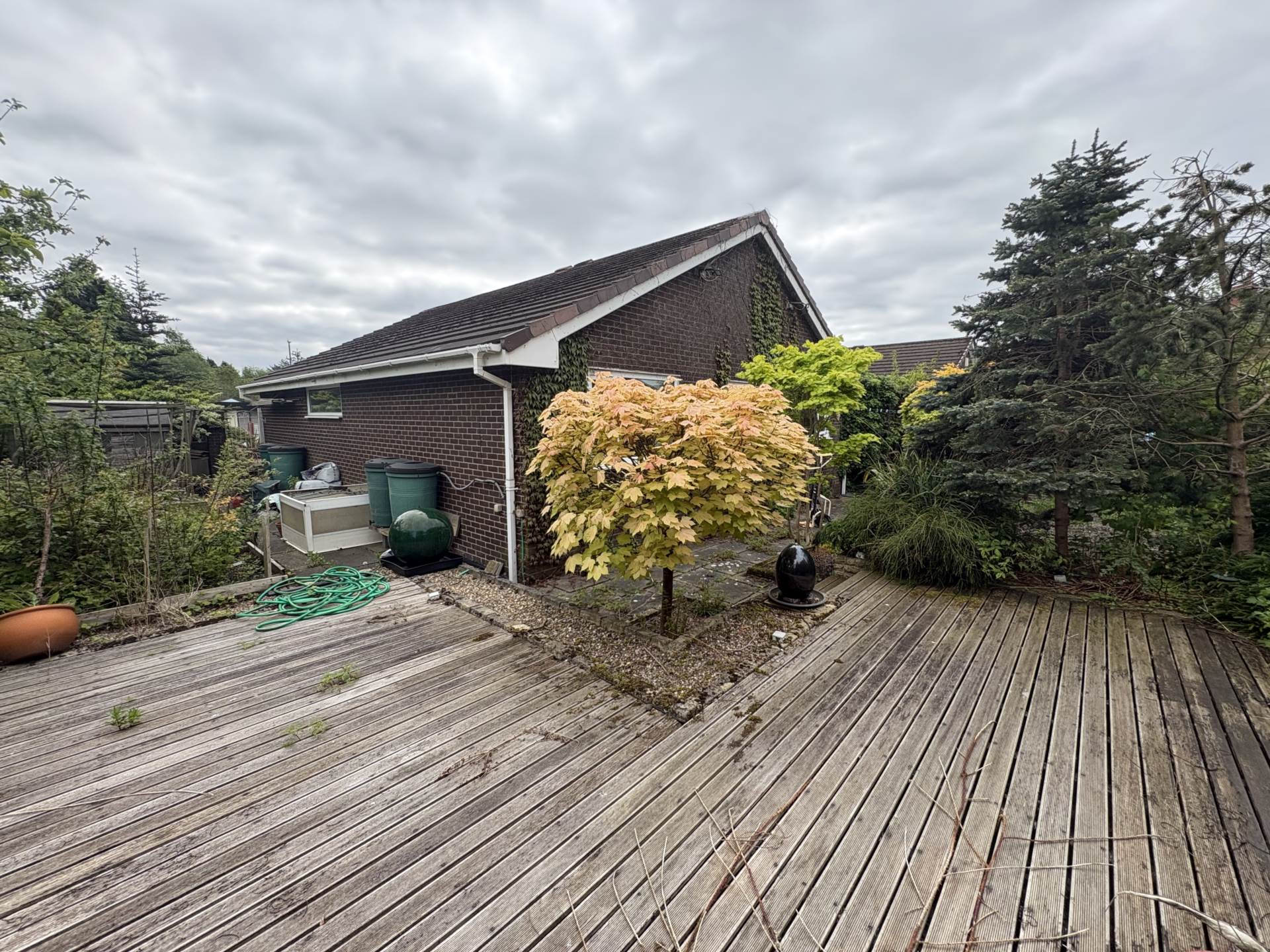 111 Green Lane, Oldham, Image 18
