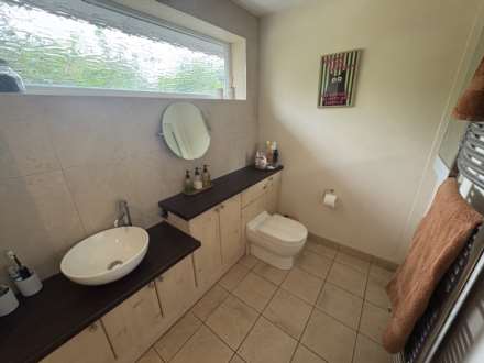111 Green Lane, Oldham, Image 17