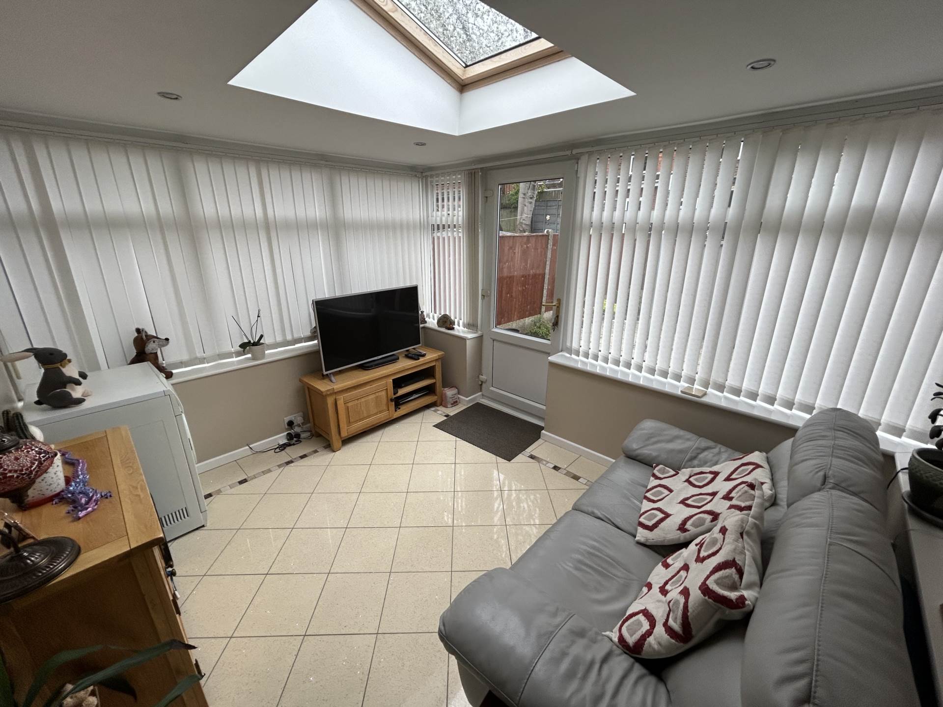 Selkirk Road, Oldham, Image 7