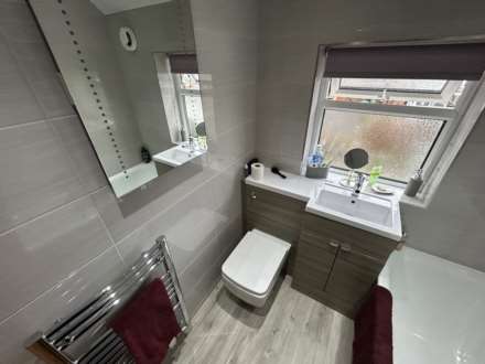 Selkirk Road, Oldham, Image 17