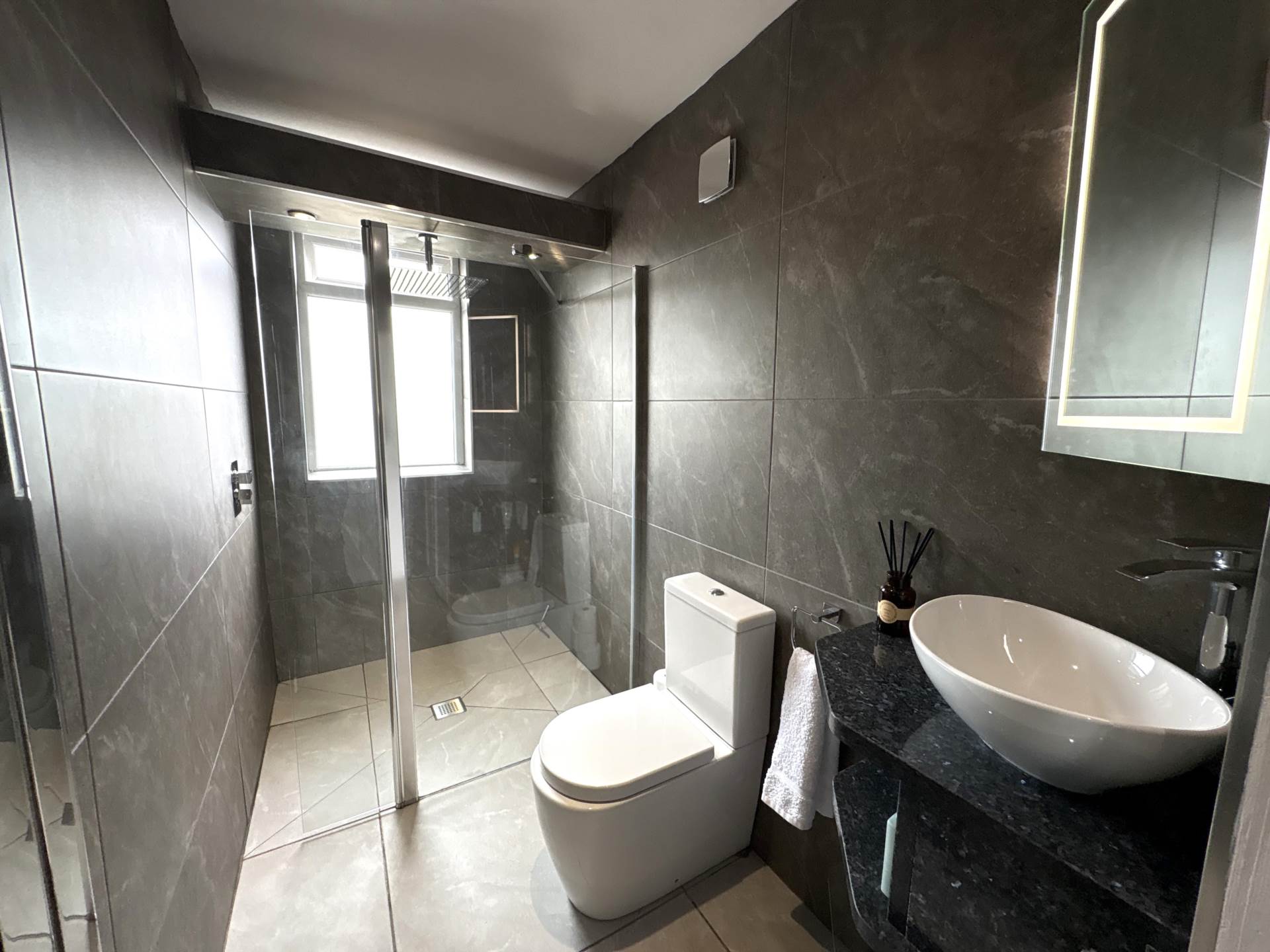 5 Hill Top, Chadderton, OL1 2SB, Image 30