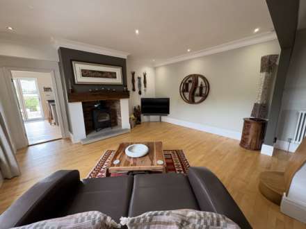 5 Hill Top, Chadderton, OL1 2SB, Image 10