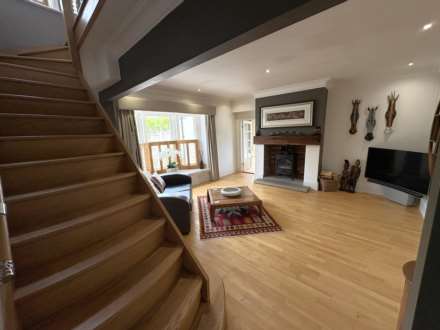 5 Hill Top, Chadderton, OL1 2SB, Image 11