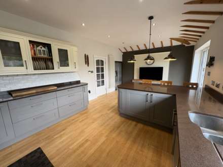5 Hill Top, Chadderton, OL1 2SB, Image 18