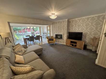 Selby Avenue, Chadderton, Image 2