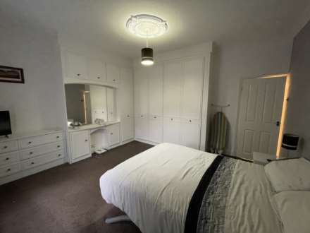 223 Denton Lane, Chadderton, OL9 9DG, Image 10