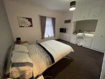 223 Denton Lane, Chadderton, OL9 9DG, Image 12