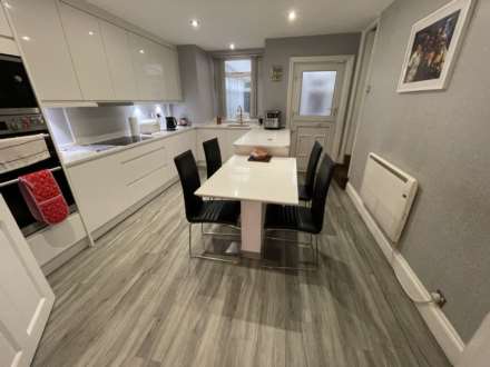 223 Denton Lane, Chadderton, OL9 9DG, Image 2