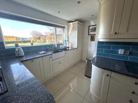 142 Foxdenton Lane, Chadderton, OL9 9QR, Image 12