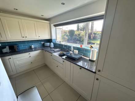 142 Foxdenton Lane, Chadderton, OL9 9QR, Image 13