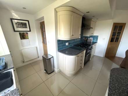 142 Foxdenton Lane, Chadderton, OL9 9QR, Image 14