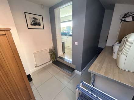 142 Foxdenton Lane, Chadderton, OL9 9QR, Image 16