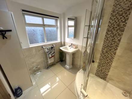 142 Foxdenton Lane, Chadderton, OL9 9QR, Image 17