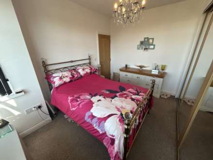 142 Foxdenton Lane, Chadderton, OL9 9QR, Image 21