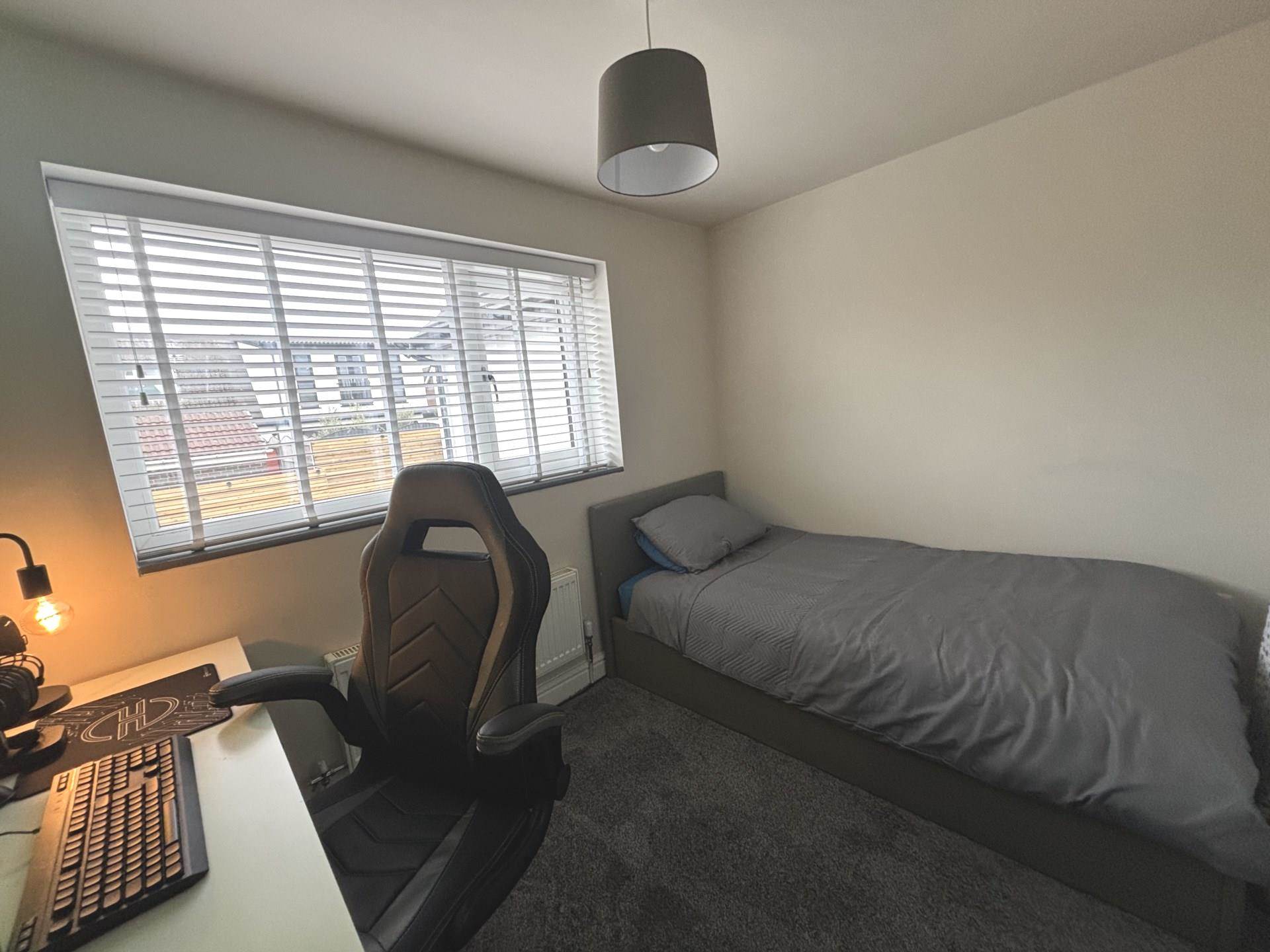 17 Cathedral Road, Chadderton, Image 24