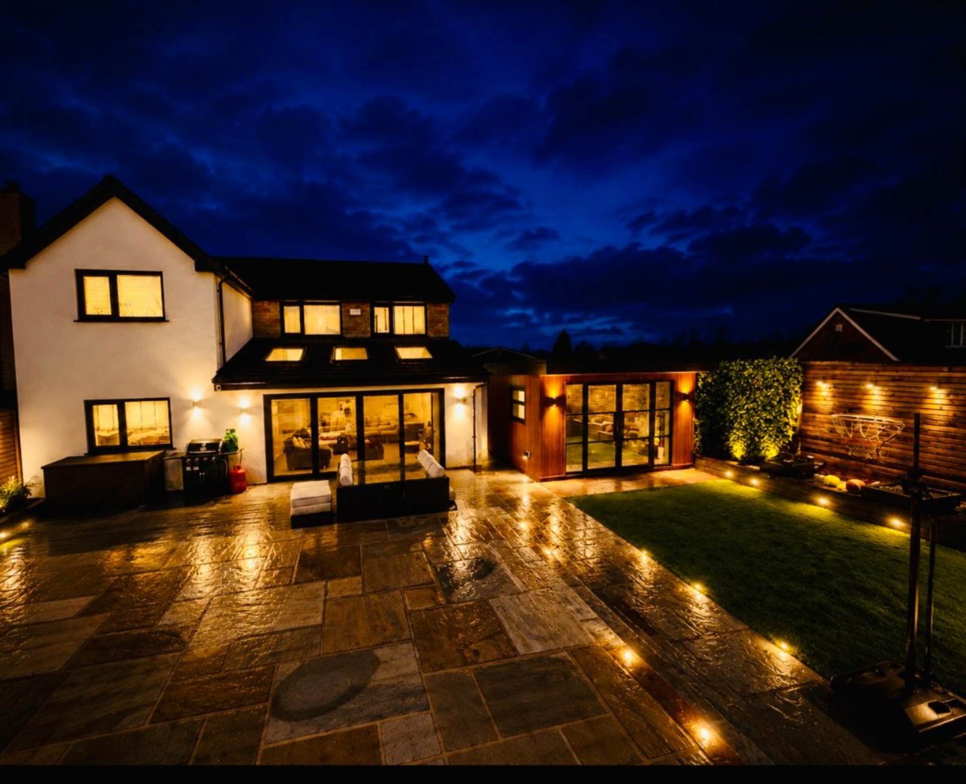17 Cathedral Road, Chadderton, Image 32