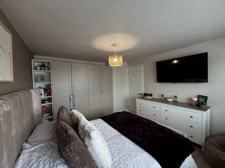 17 Cathedral Road, Chadderton, Image 19