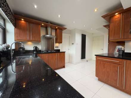 24 Birchwood, Chadderton, Image 12