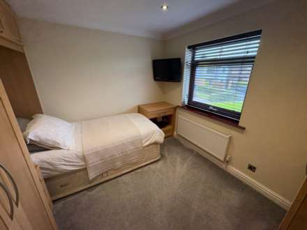 24 Birchwood, Chadderton, Image 28