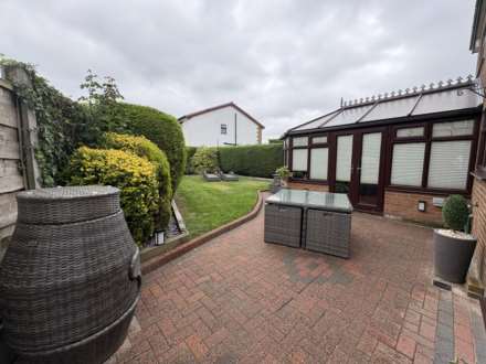 24 Birchwood, Chadderton, Image 32