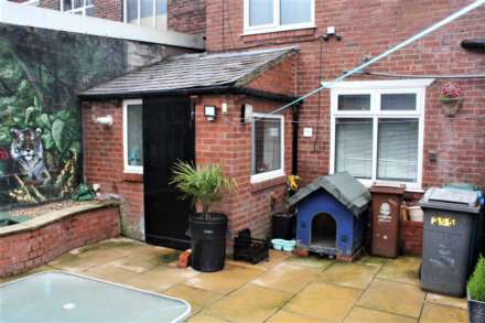 Fields New Road, Chadderton, Image 16