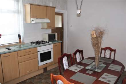 Fields New Road, Chadderton, Image 8