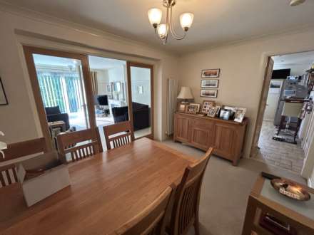 6 Rowanwood, Chadderton, Image 3