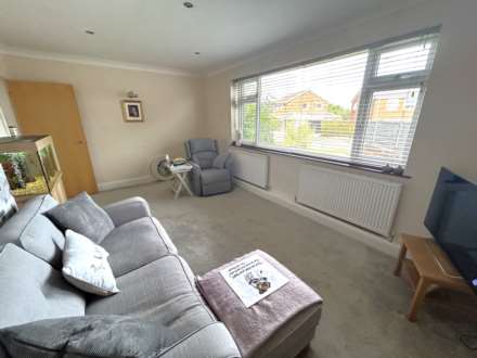 Tavistock Drive, Chadderton, Image 4