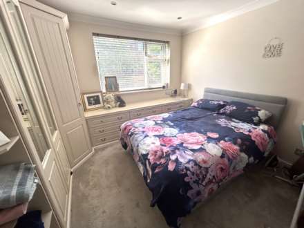 Tavistock Drive, Chadderton, Image 9